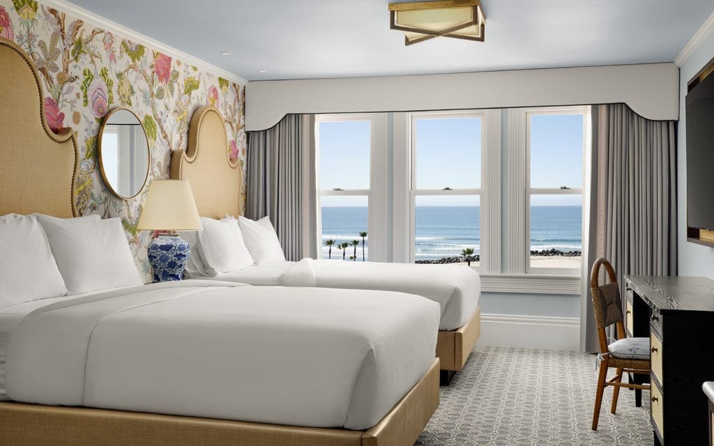 Victorian Oceanfront Guestroom with 2 queen beds
