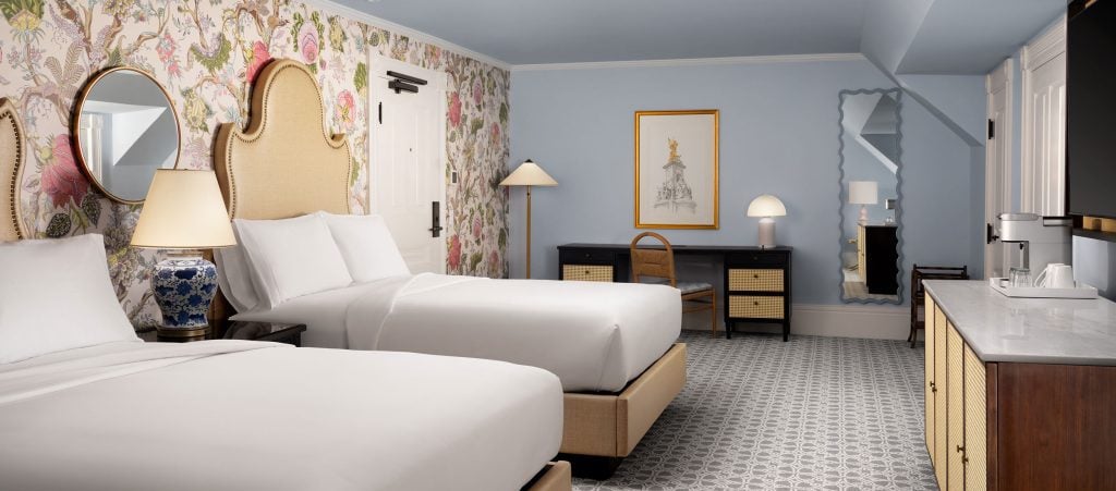 Victorian guest room with 2 queen beds