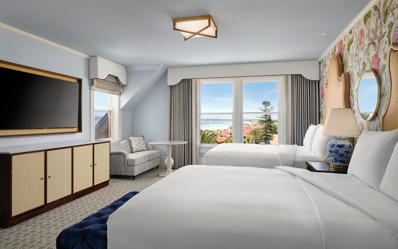 Victorian Oceanview Balcony – Hearing Accessible